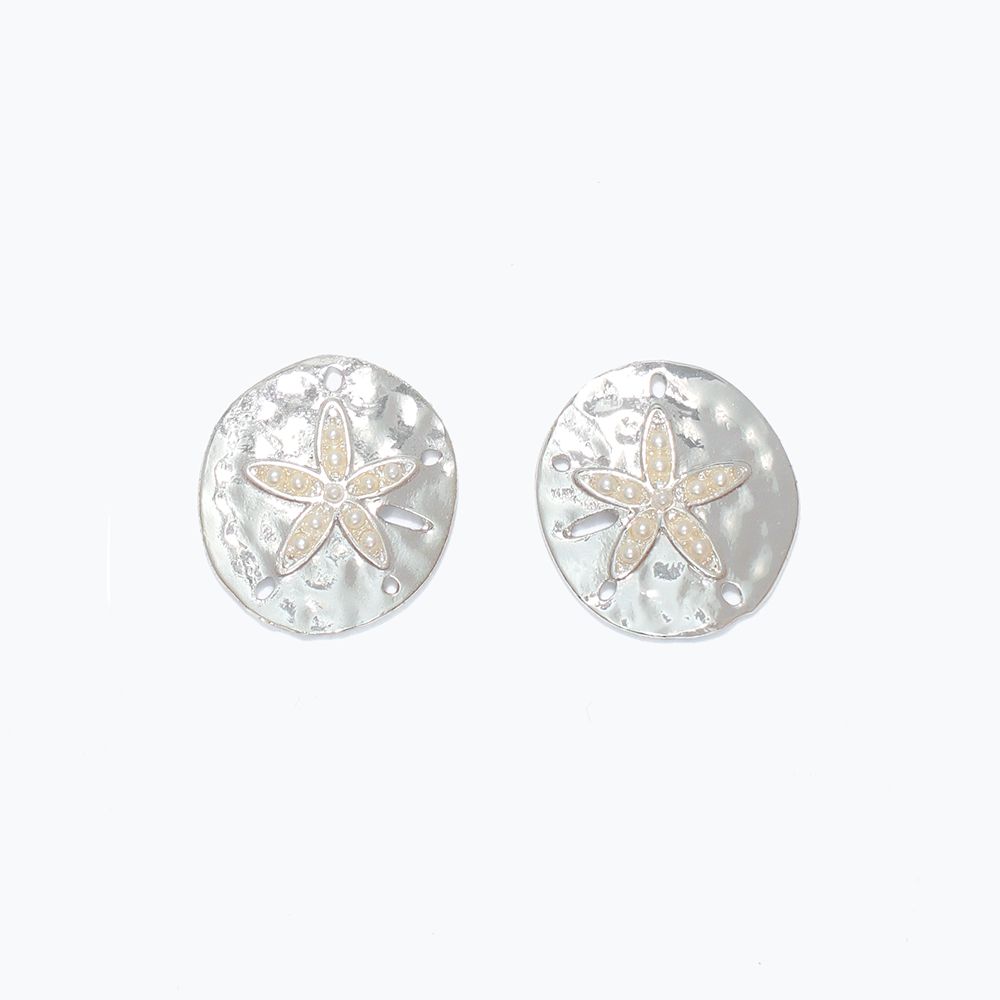 EARRINGS - SILVER SAND DOLLAR WITH PEARL