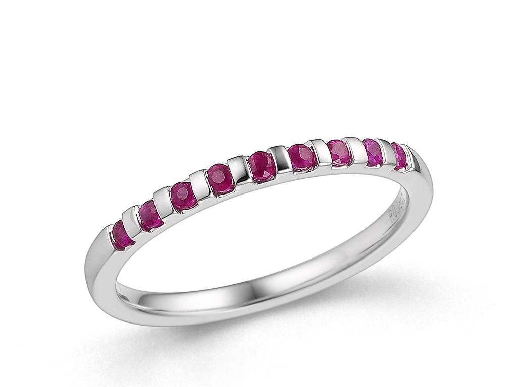 18K金红宝石戒指