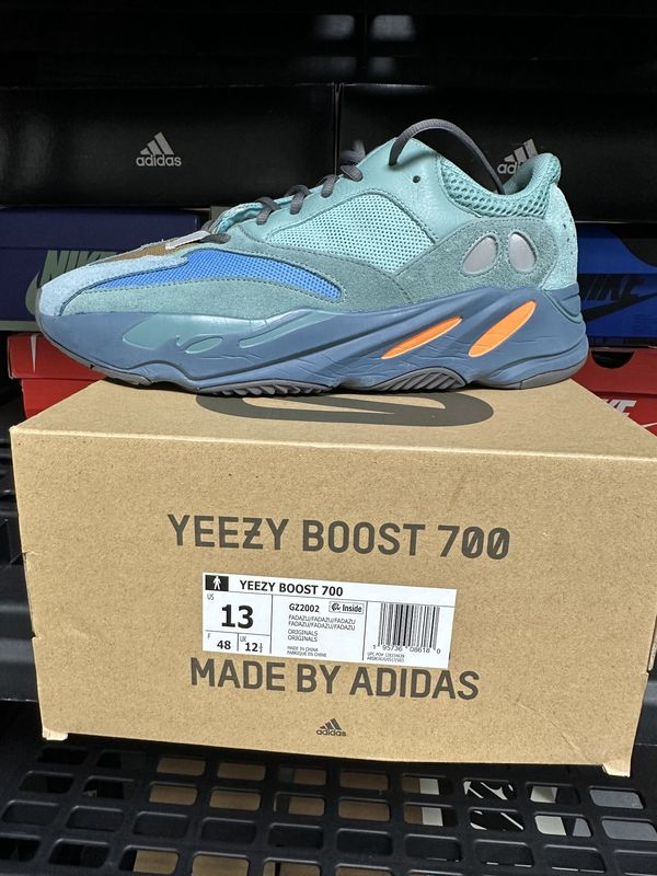 Used-Sz13-Yeezy Boost 700 Faded Azu