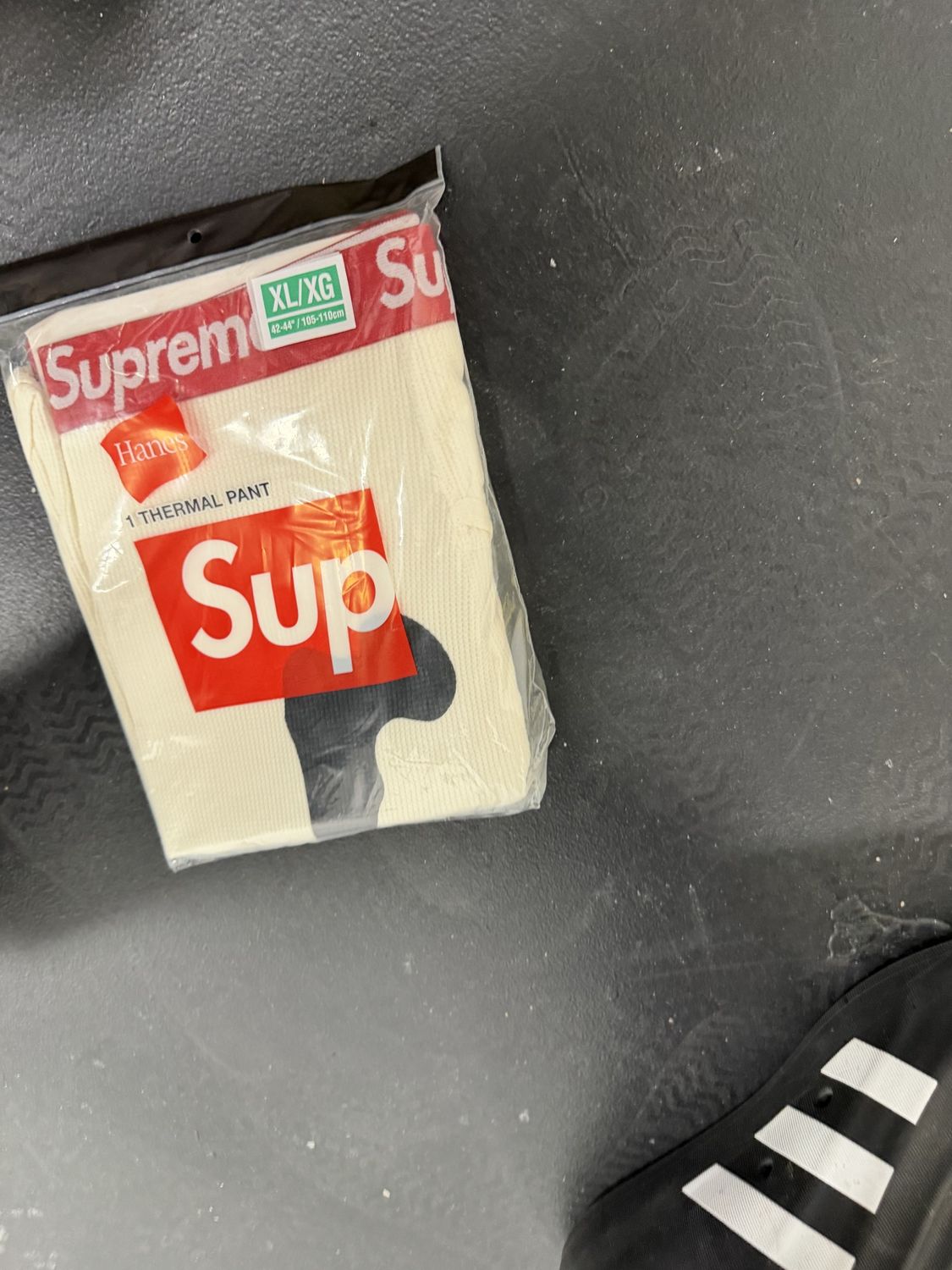 Supreme Hanes Bones Thermal Pant (1 Pack) - XL