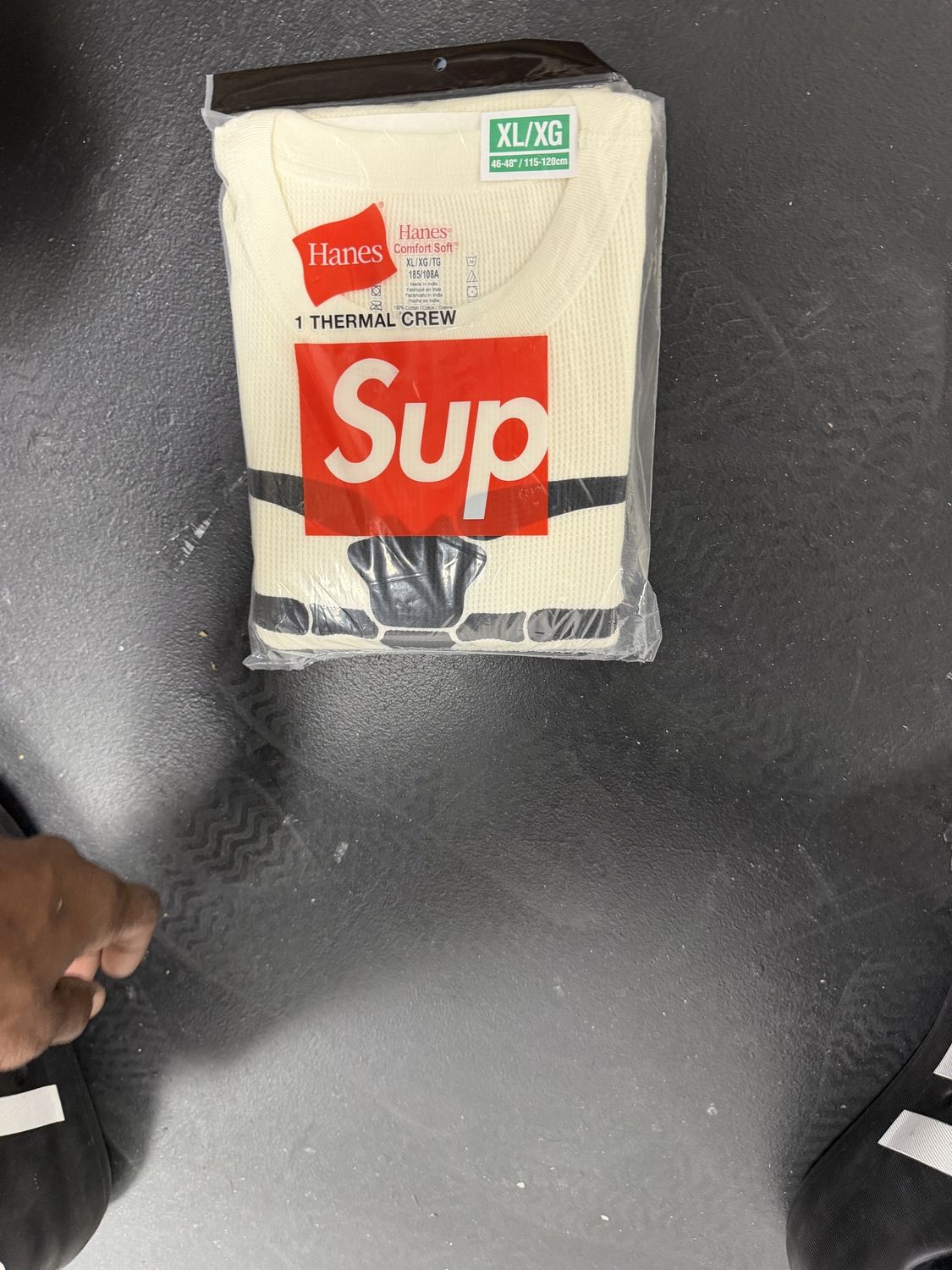 XL-Supreme/Hanes Bones Thermal Crew (1 Pack)