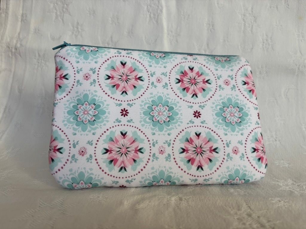 Stofftäschchen mit Reißverschluss