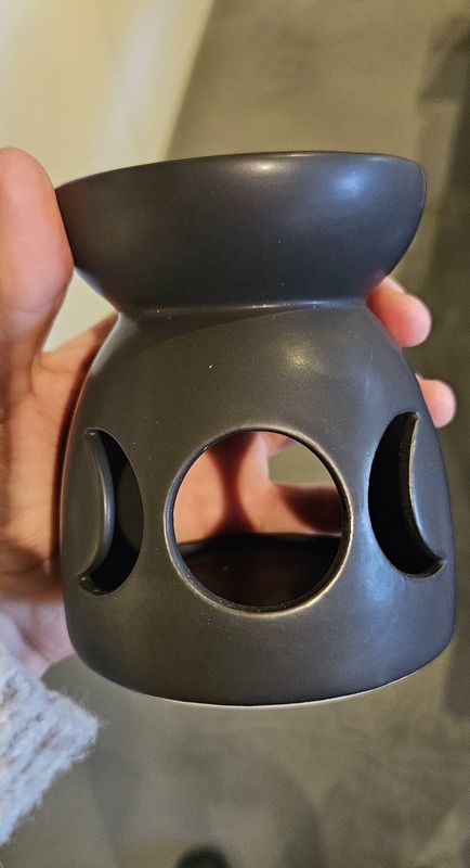 Oil Burner Black Triple Moon