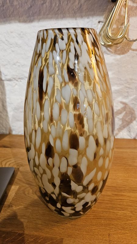 Daraz Vase Brown Glass 82