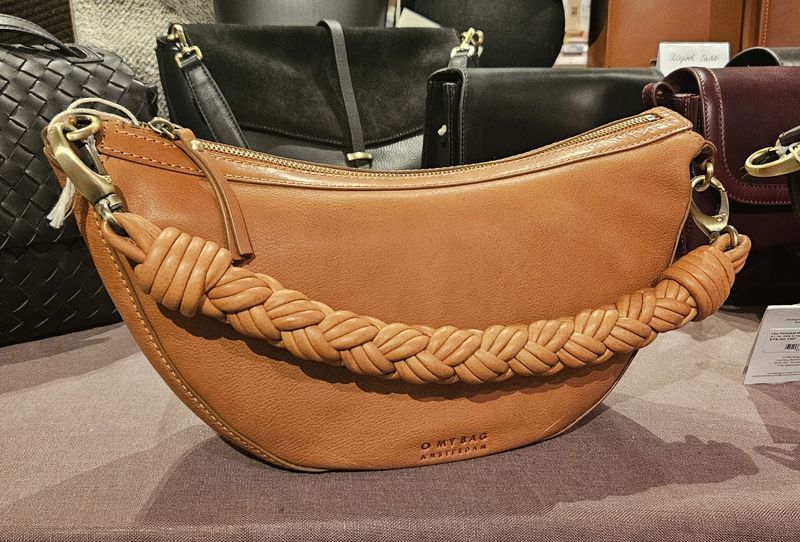Leather Handbag - Leo Twisted Handle Wild Oak