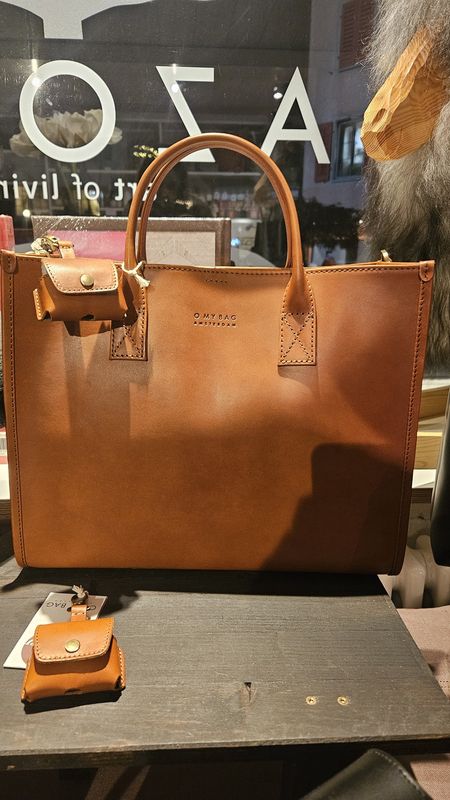 Leather Handbag - Jackie Cognac Classic