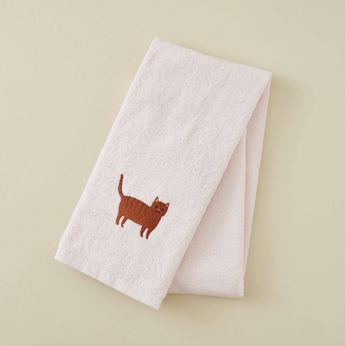 Betty  Cat Embroidered Towel, Size: 70x140 cm