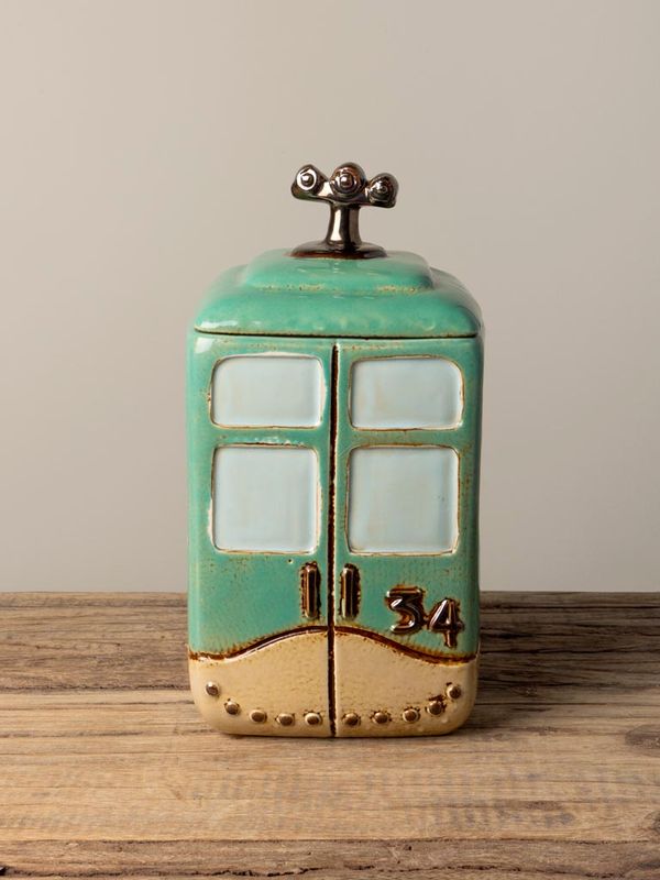 Green box cable car