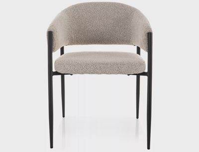 Akita chair