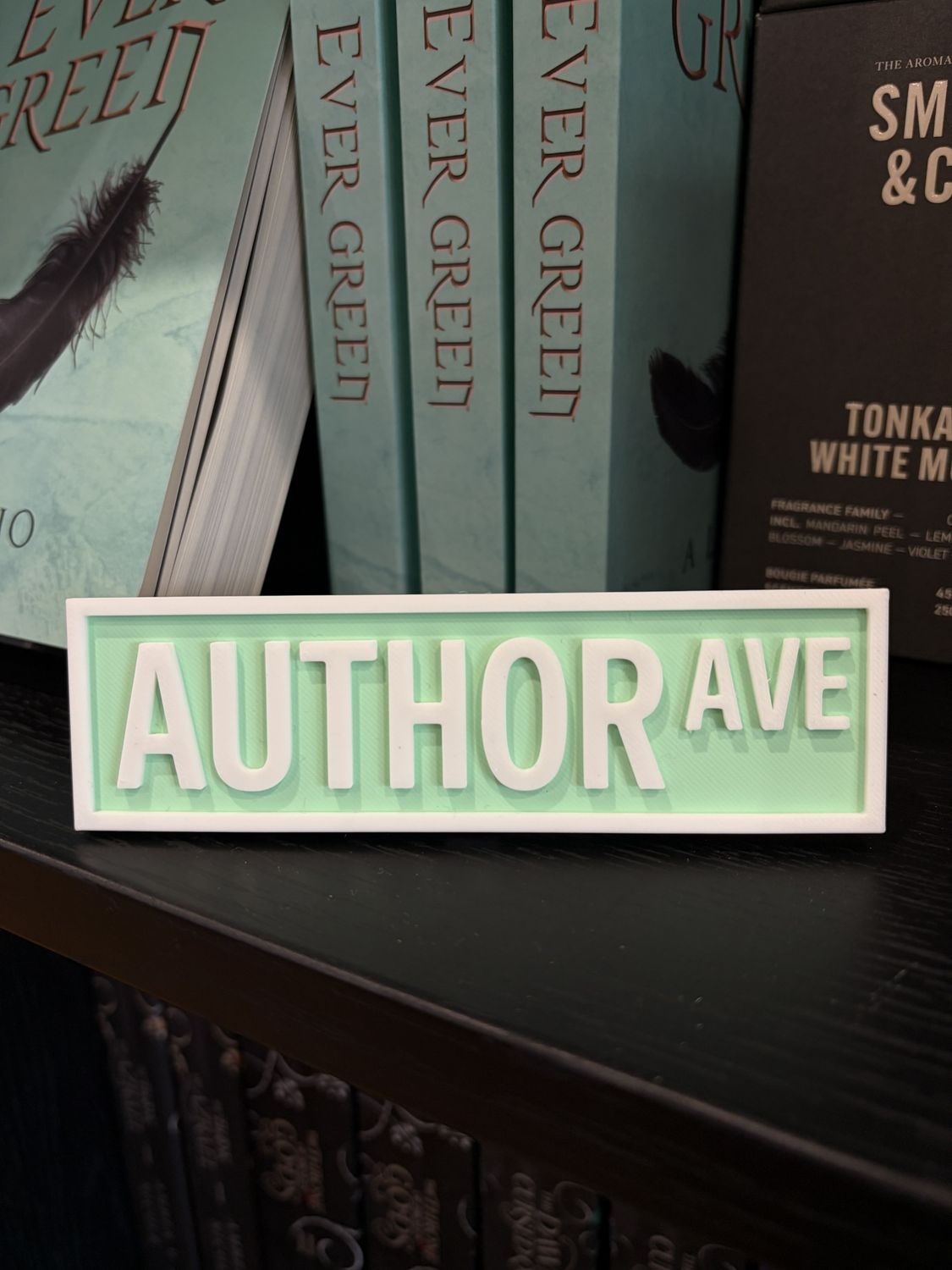 AUTHOR AVE