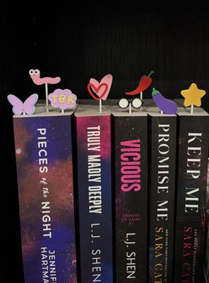 BOOK TOPPERS MIXED 10 PK
