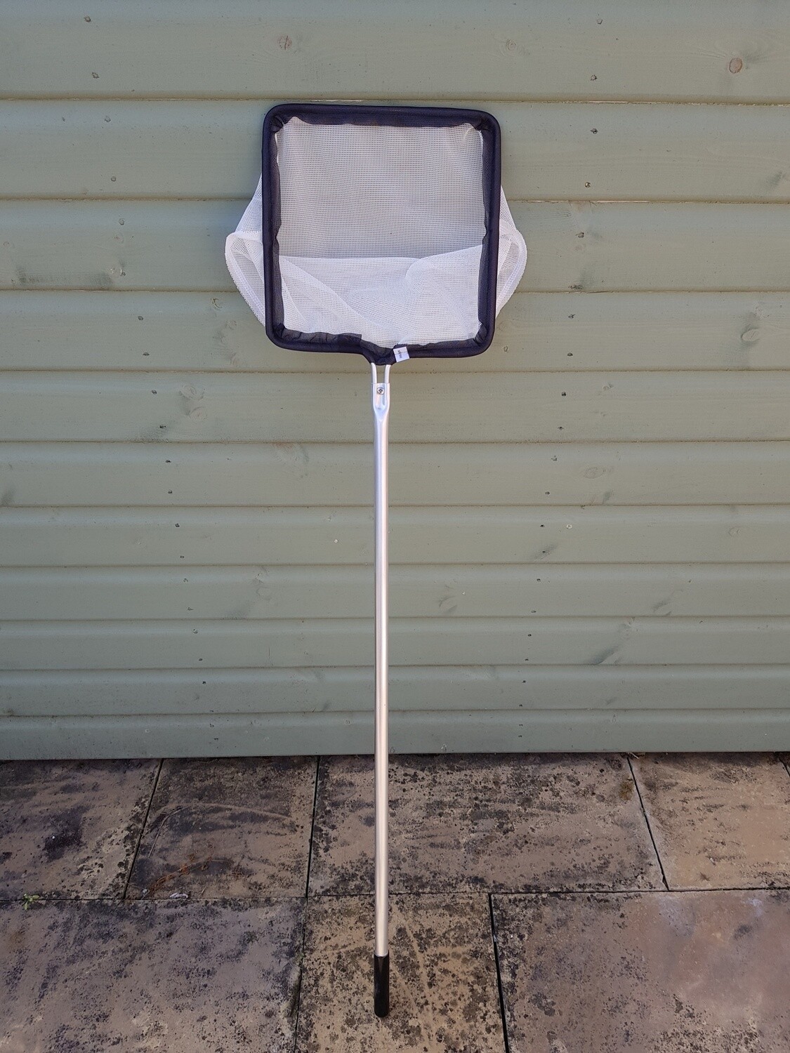 10″ x 10″ net head, 36″ Long Aluminium Handle