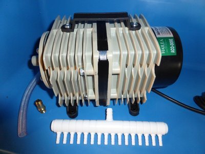 Hailea AC0 900 / 110 LTR PISTON AIR PUMP COMPRESSOR.