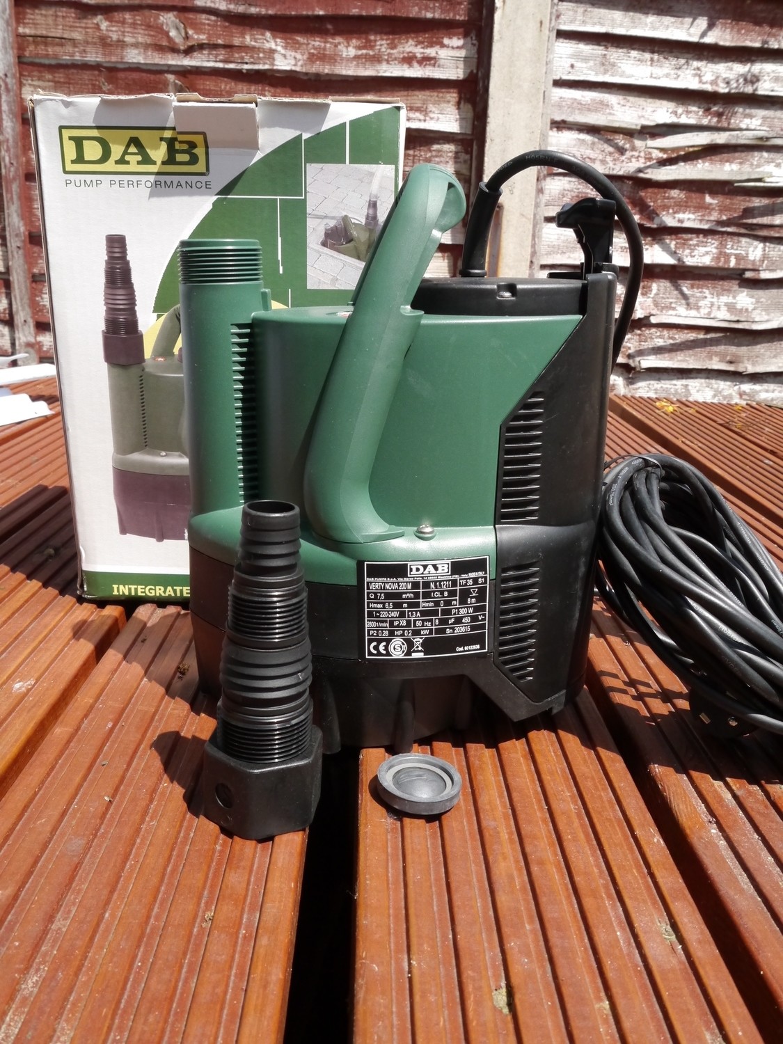 Tallas Verty Nova 125 with Internal Vertical Float Switch