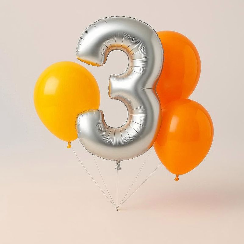 3 Latex + 1 Mylar Balloon Bundle