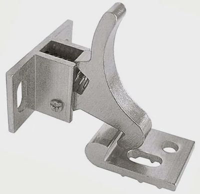 EPCO 1018 heavy duty catch bulk packed with strikes