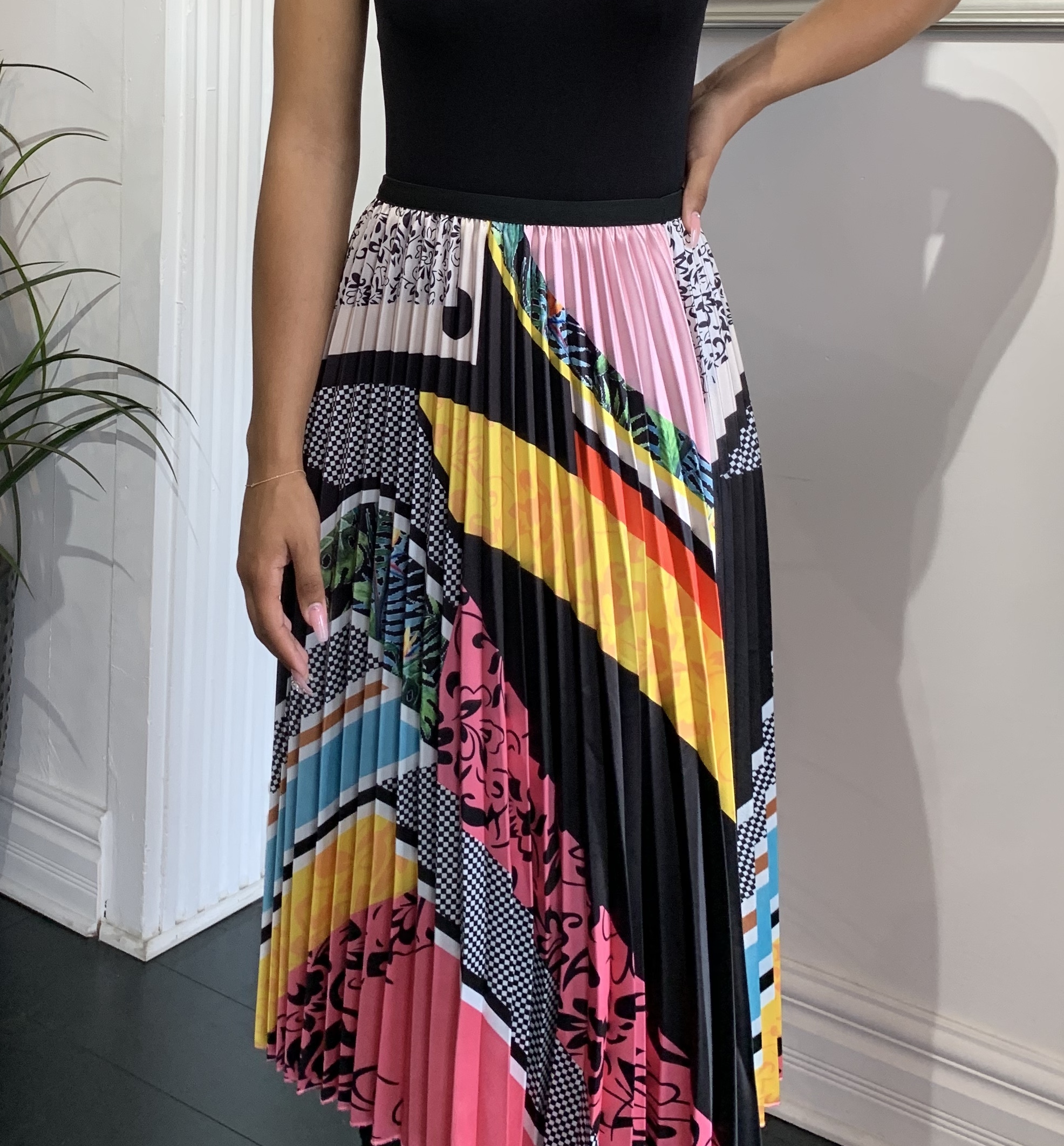 Pizzazz Pleated Skirt UPSK747-PIZZAZZ