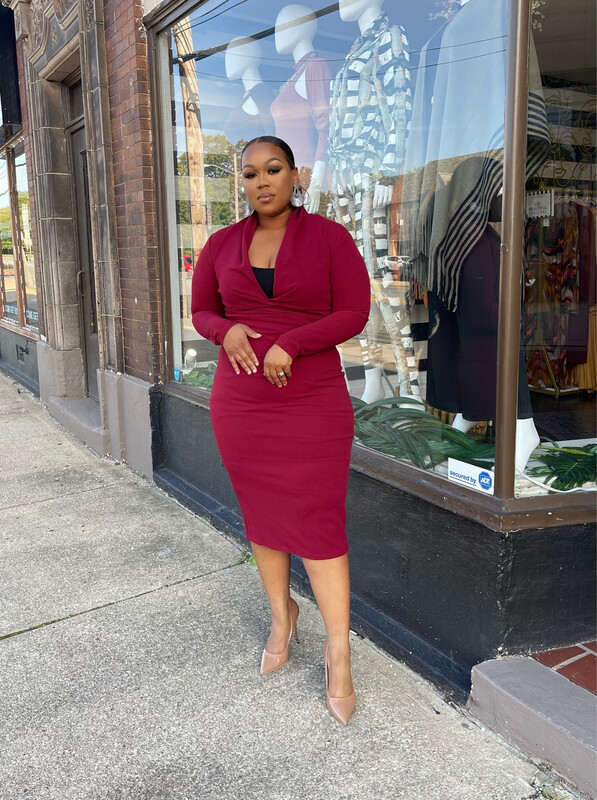 Elizabeth Dress-Curvy-Burgundy