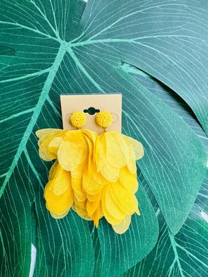 Breeze It Earrings-Yellow