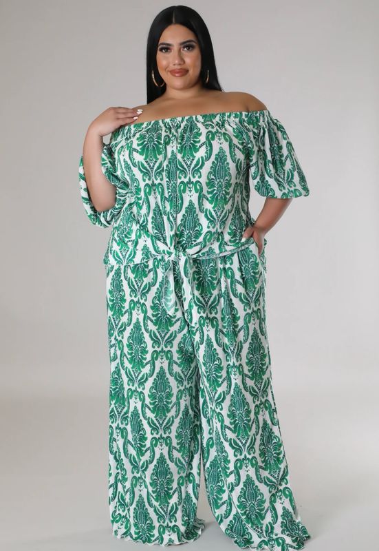 I’m Too Chic Two Piece Set