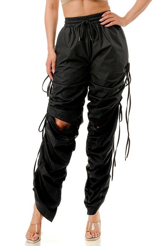 String Along Jogger-Black