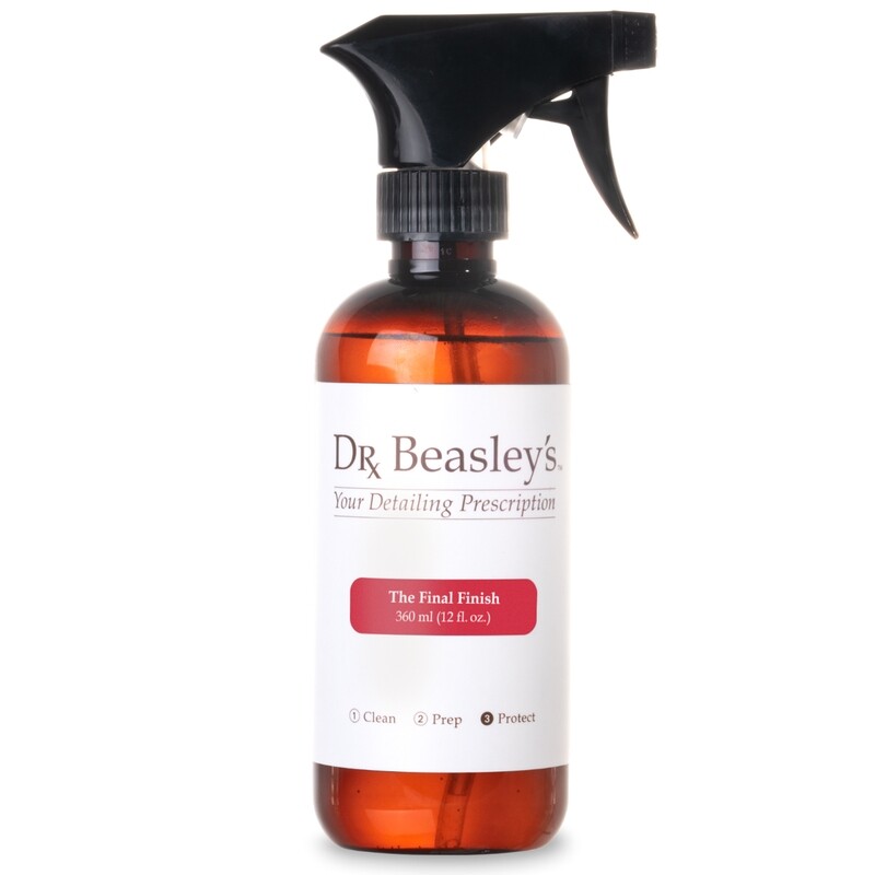 The Final Finish is the go-to auto detail spray for instantly removing surface dust, smudges, and fingerprints from your vehicle’s paint. With an easy, quick application, it’s ideal for freshening up the paintwork in between washes and leaves a beautiful protective shine. Made in the USA in Chicago.