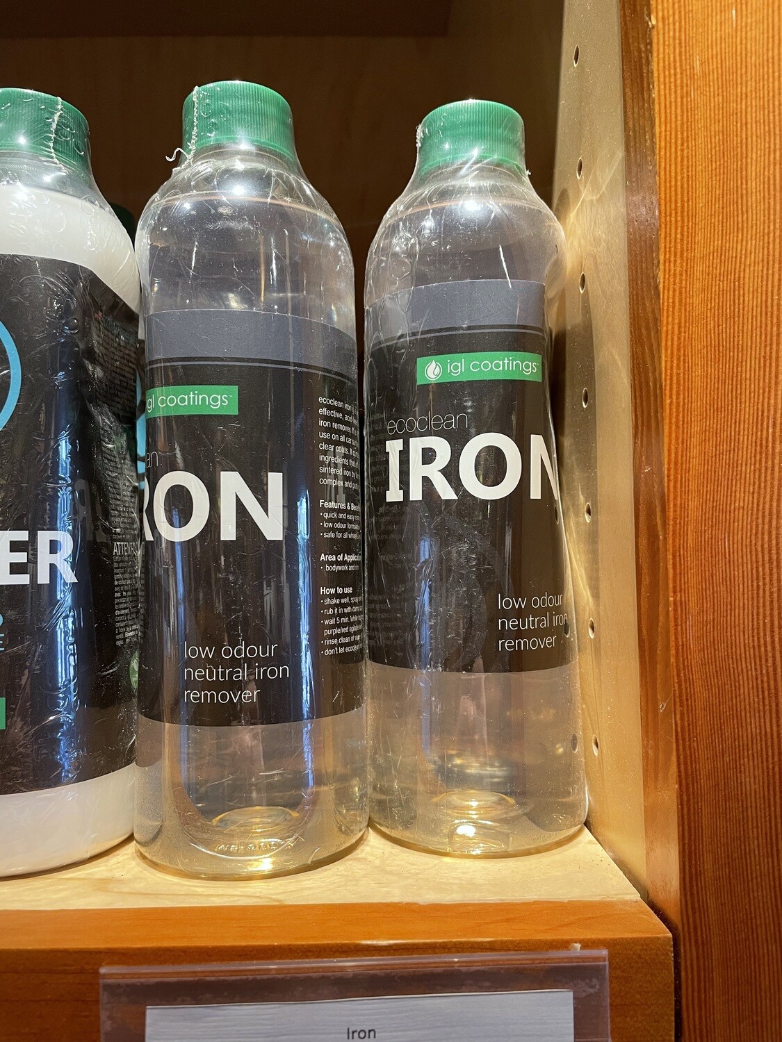 ecoclean iron, is a nanotechnology based low odor water based, highly effective, acid-free &amp; pH balanced (~7pH) iron remover. It is also effective and safe for use on all car surfaces and will not deteriorate clear coats. ecoclean iron contains unique chemical ingredients that effectively dissolves the sintered iron by forming a water soluble iron complex and putting a stop to corrosion.