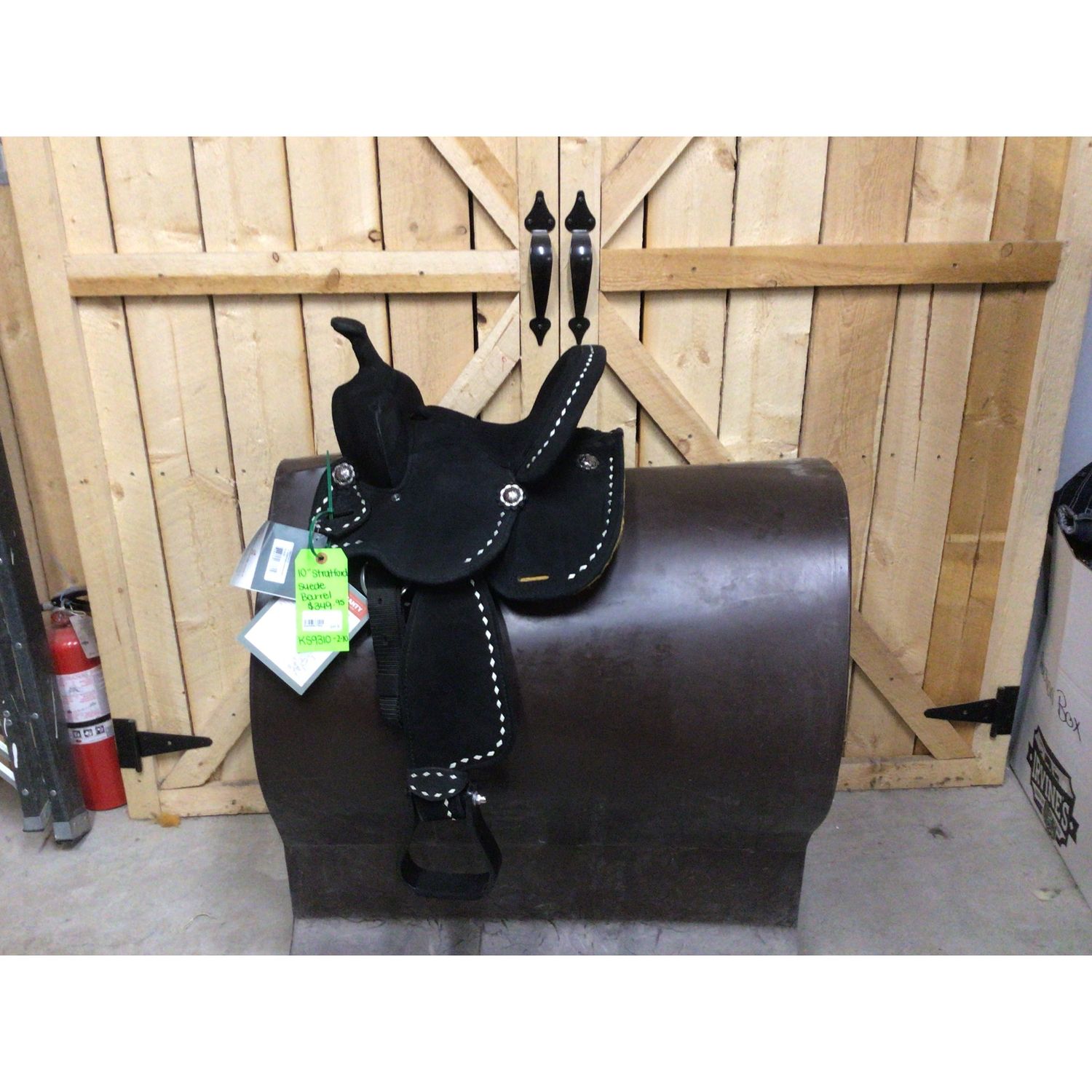 10" Stratford Suede Barrel Saddle