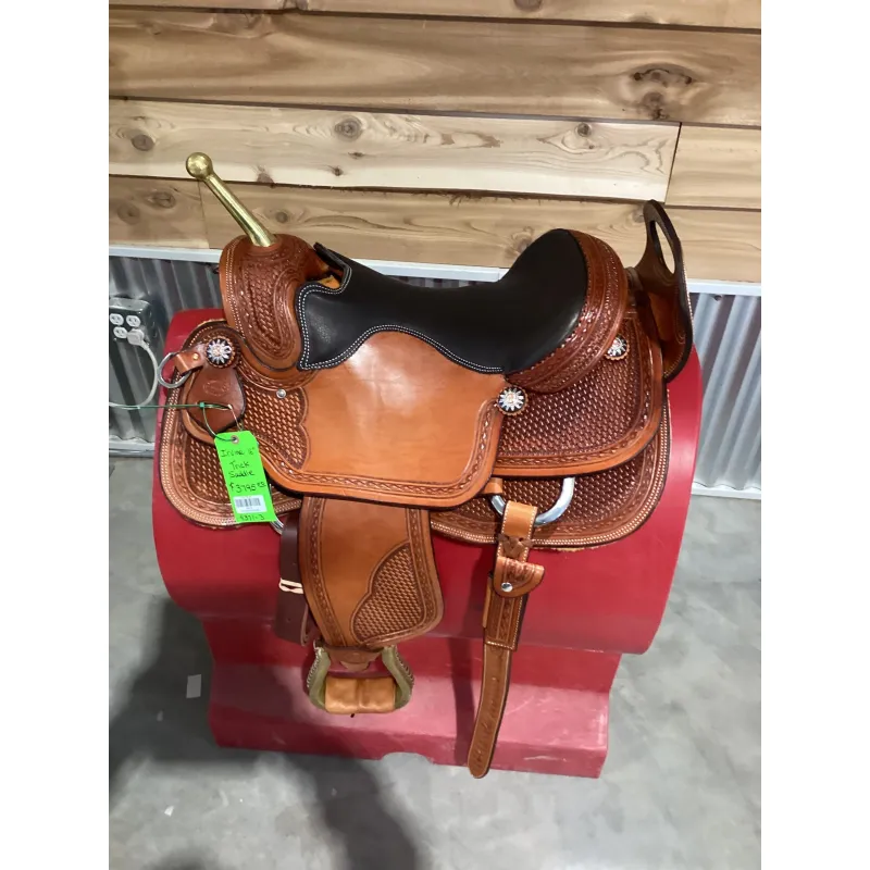 16" Irvine Trick Saddle - 4371-3
