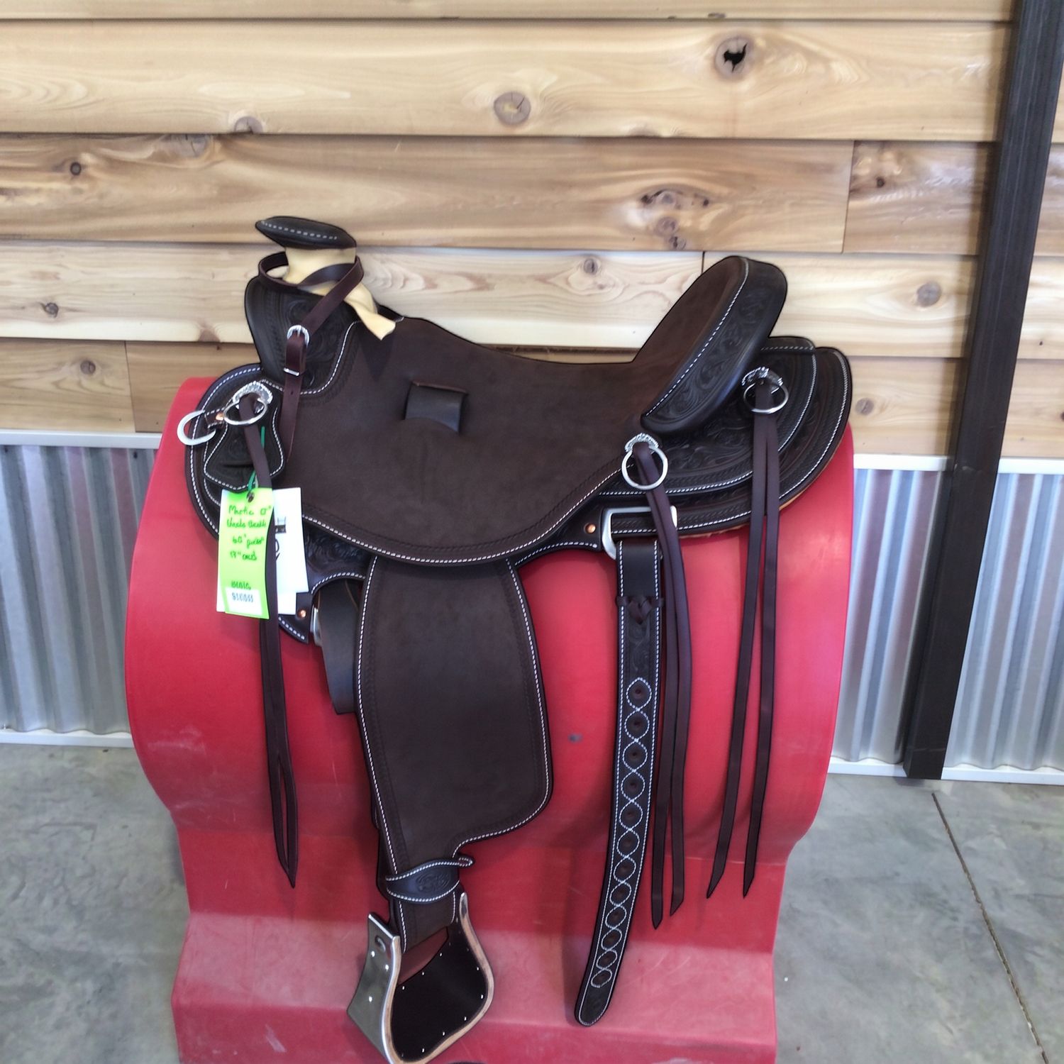 Martin 17" Wade Saddle