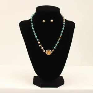 Beaded Jewelry Set