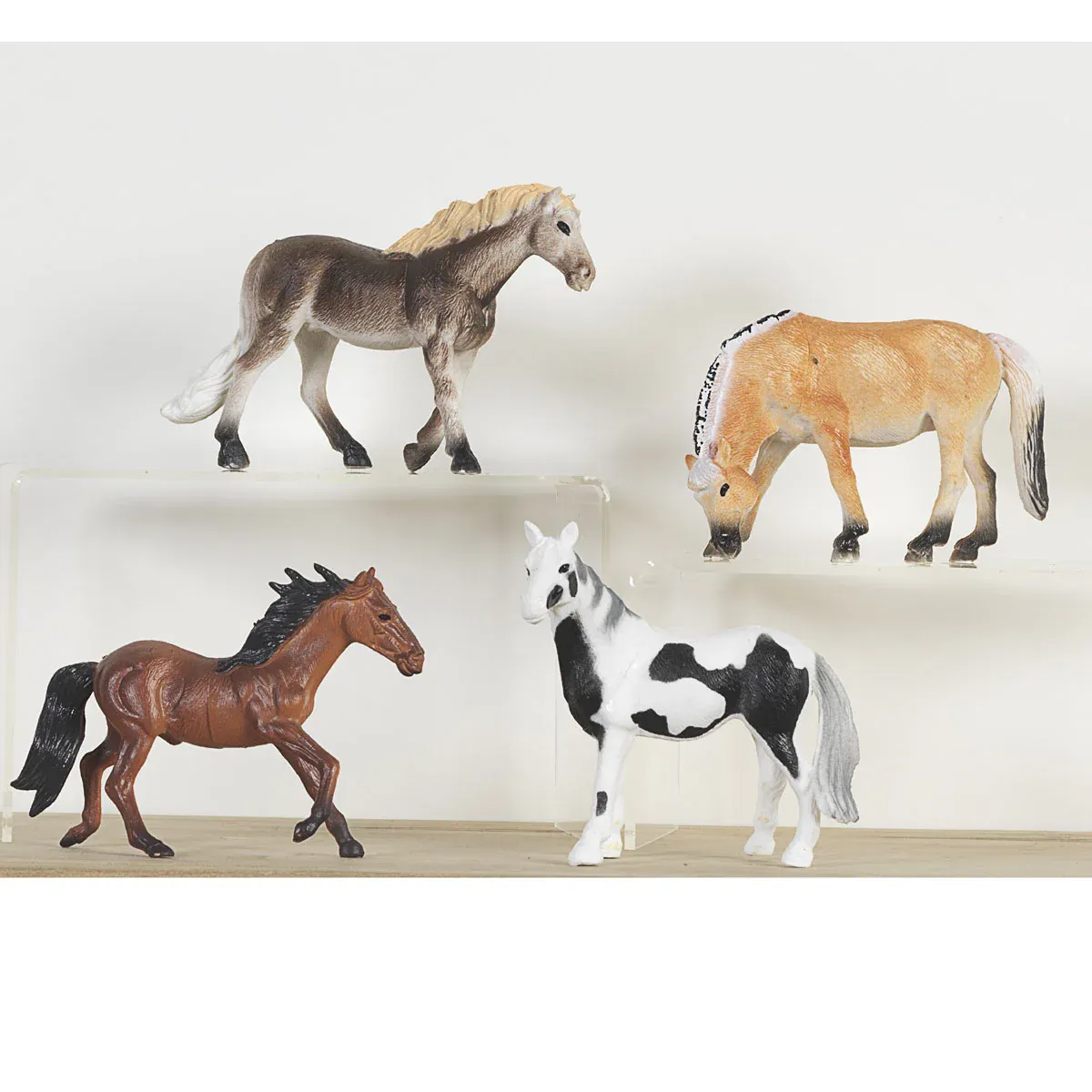 Bigtime Barnyard 4pc Horse Set