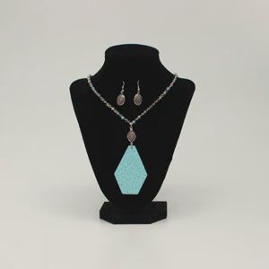Blazin Rox Necklace w/Earrings