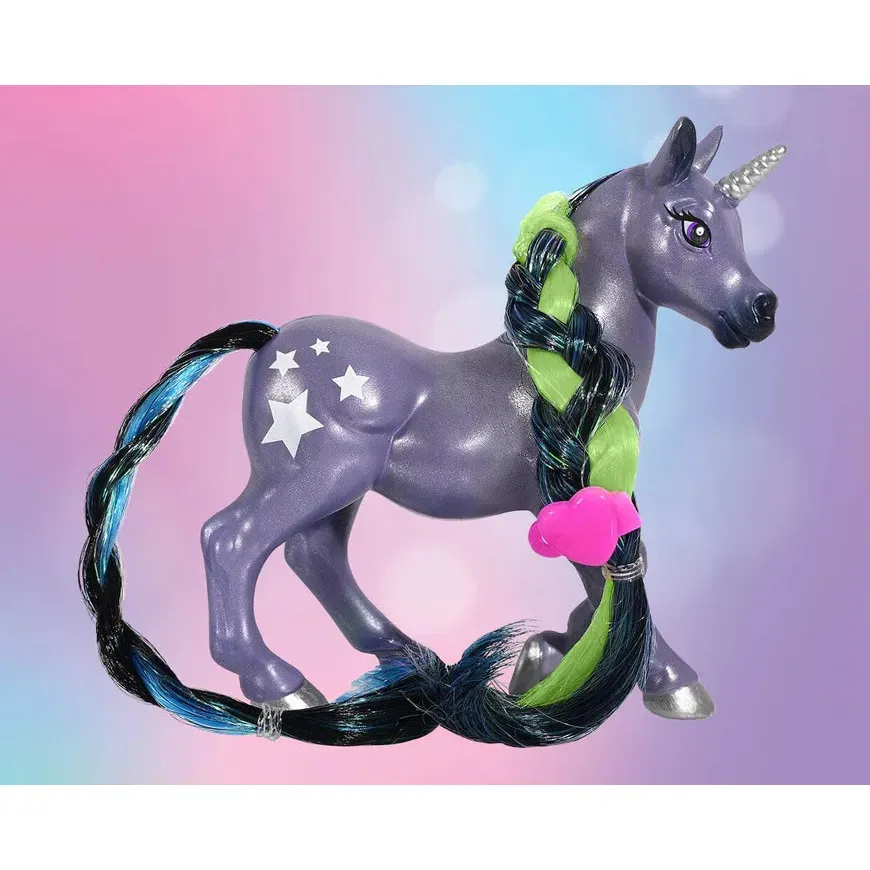 Breyer Caprina Li'l Beauty