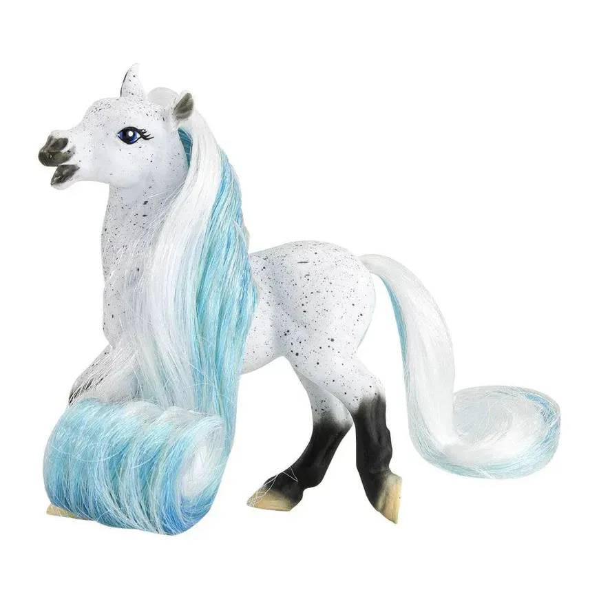 Breyer Daybreak Li'l Beauty