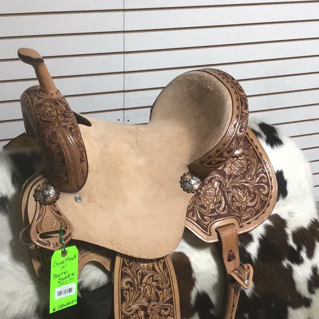 Cloverleaf 14" Barrel Saddle