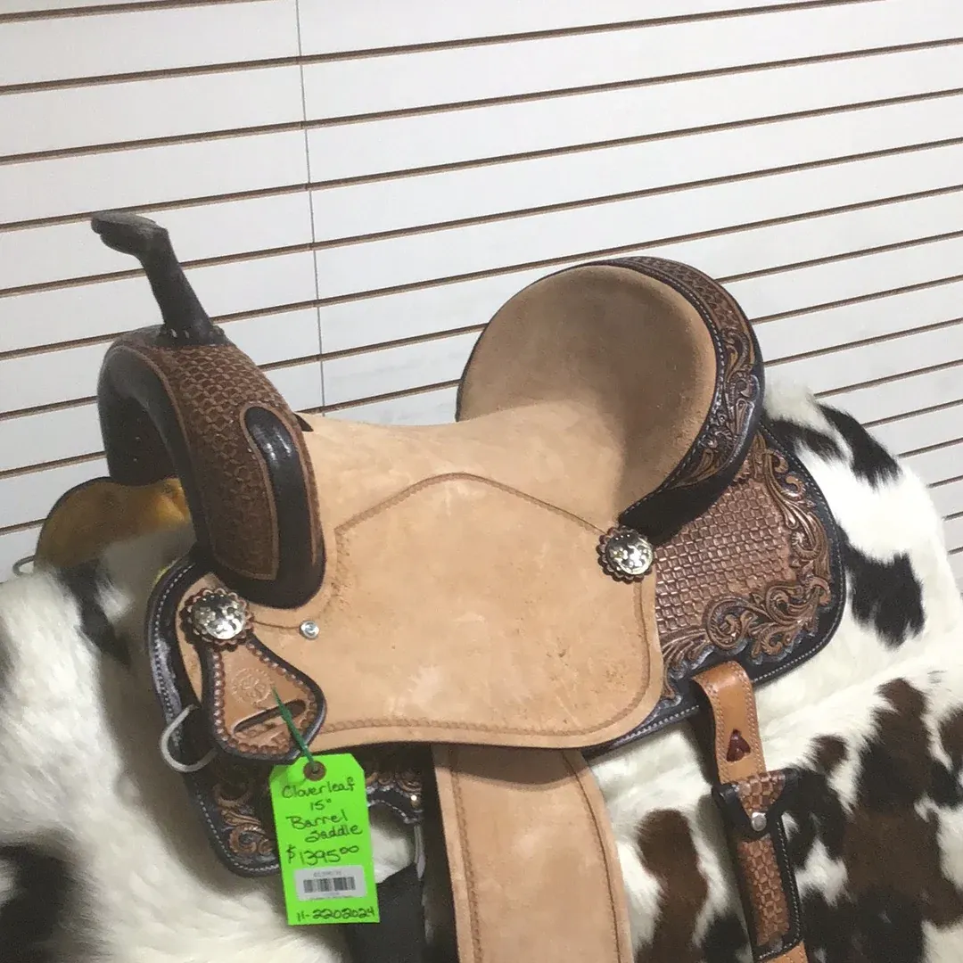Cloverleaf 15" Barrel Saddle-17