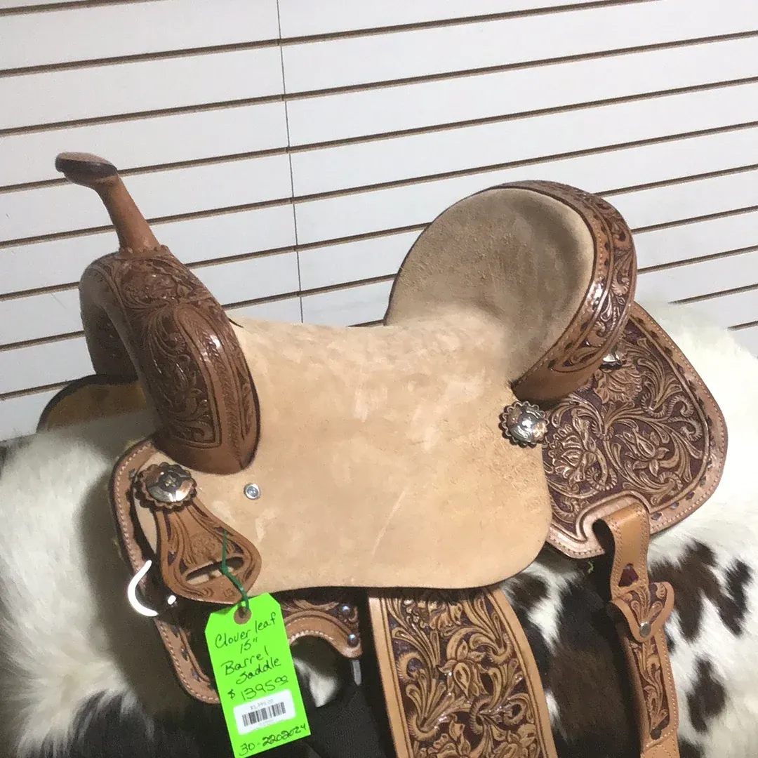 Cloverleaf 15" Barrel Saddle-3