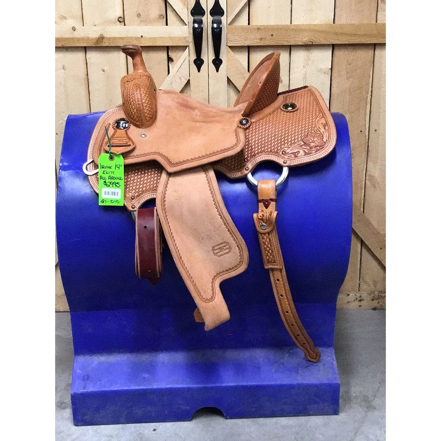 Irvine 14" Elite All Around Saddle-1