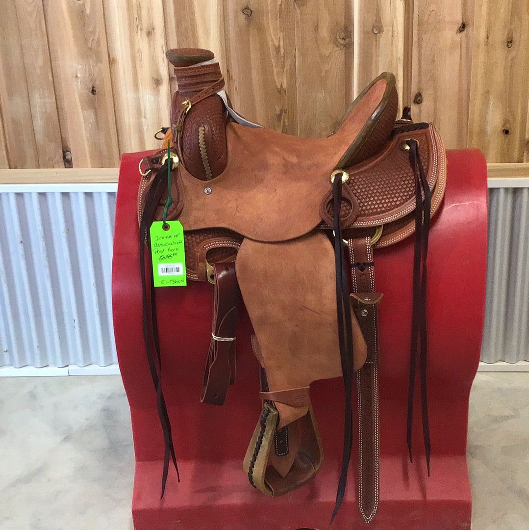 Irvine 14" Association Saddle - Post Horn-1