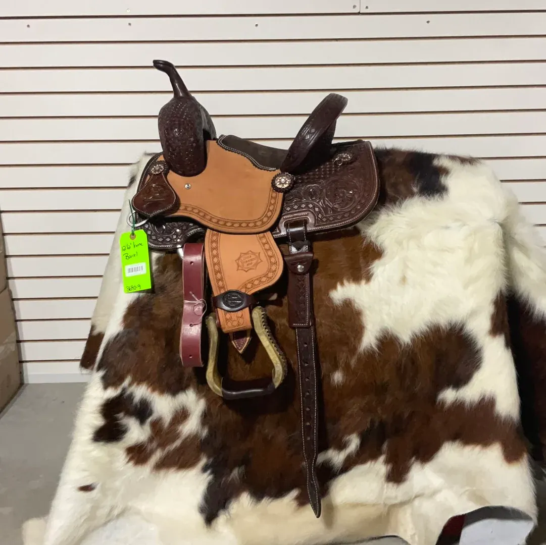 Irvine 12.5" Barrel Saddle-3