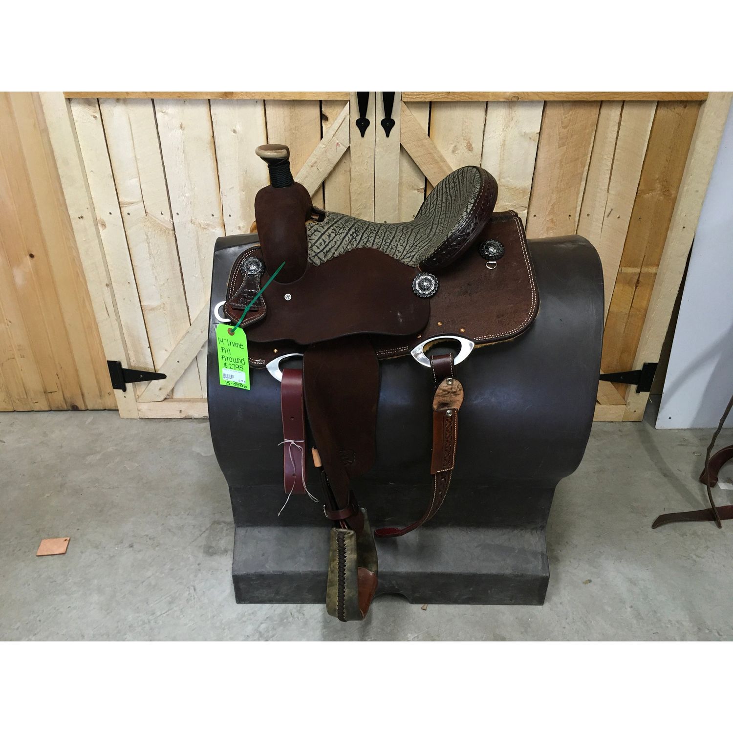 Irvine 14" All Around Saddle - 15-3886