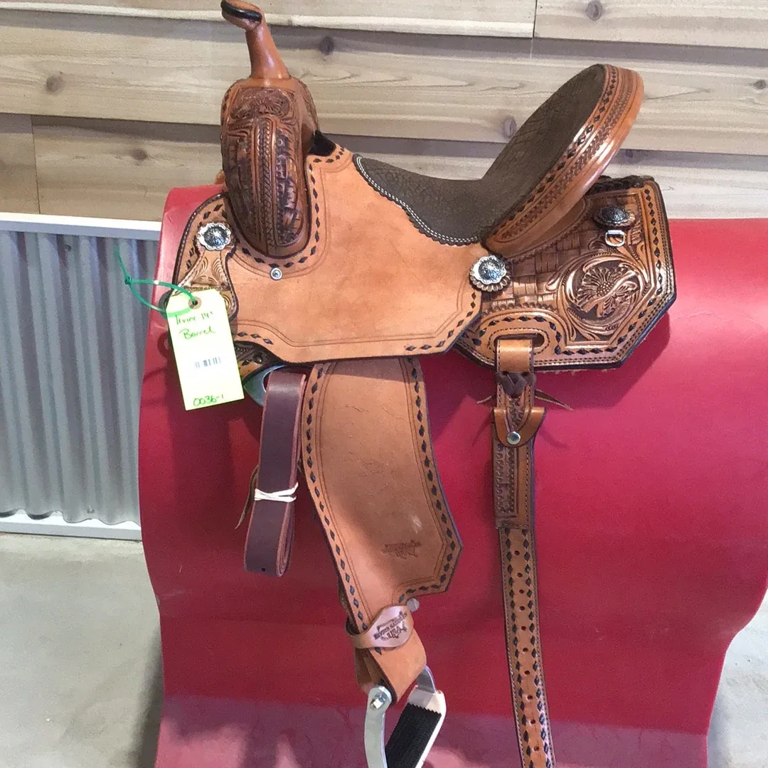 Irvine 14" Barrel Saddle-5