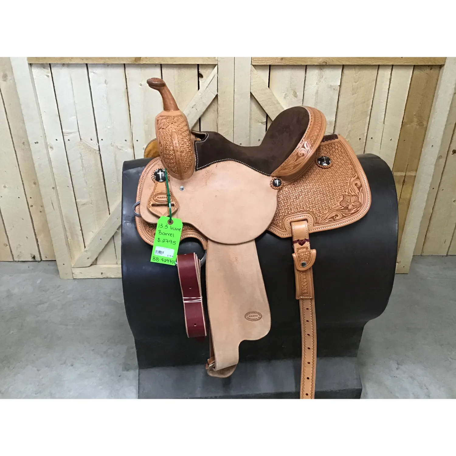 Irvine 13.5" Barrel Saddle - B8-429701