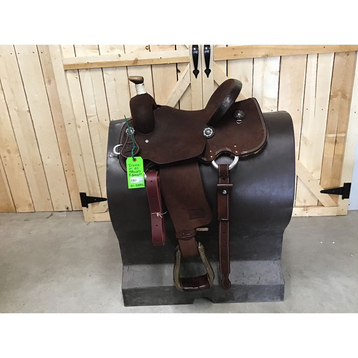 Irvine 14" All Around Saddle - A4-3882