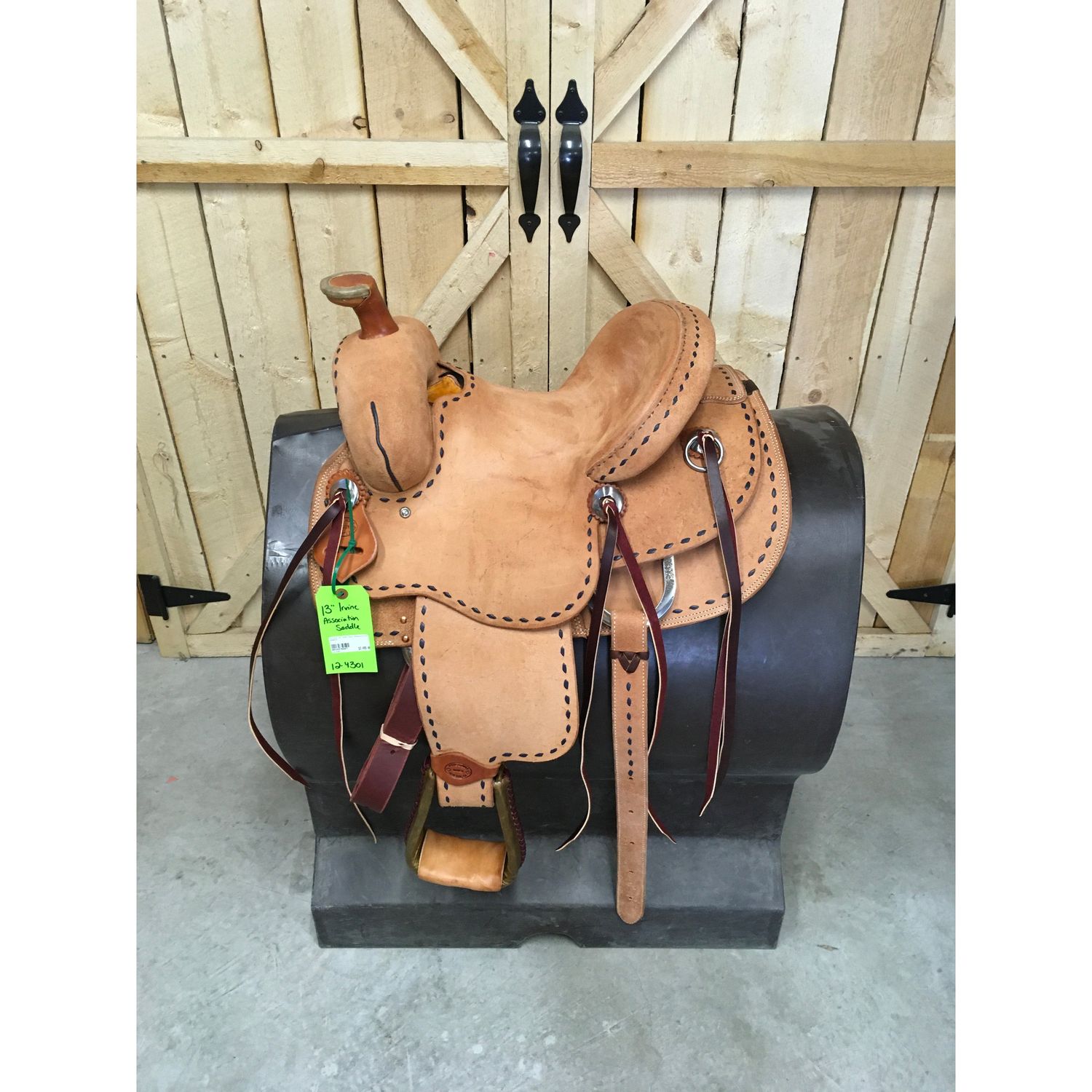 Irvine 13" Post Horn Association Saddle