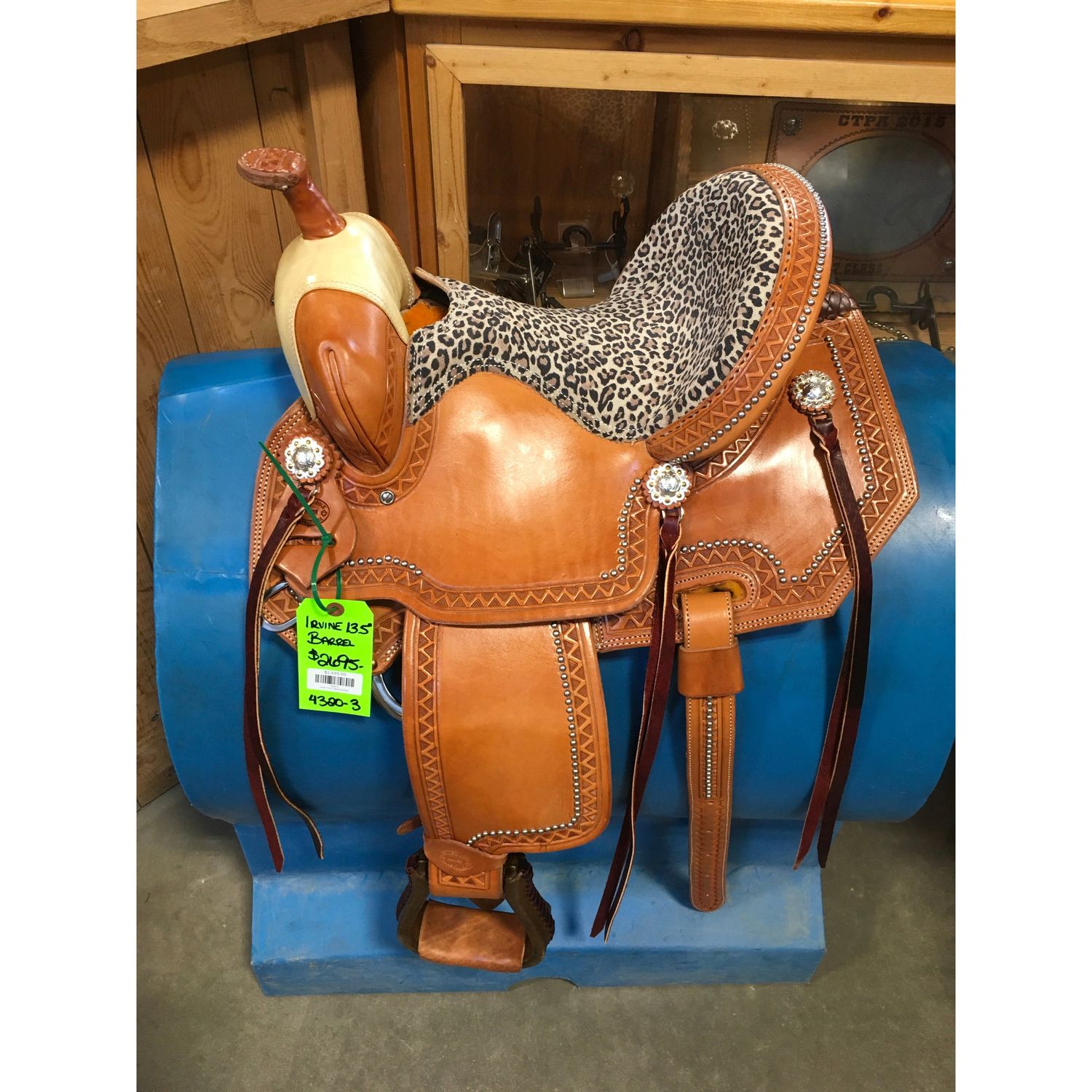 Irvine 13.5" Barrel Saddle-9