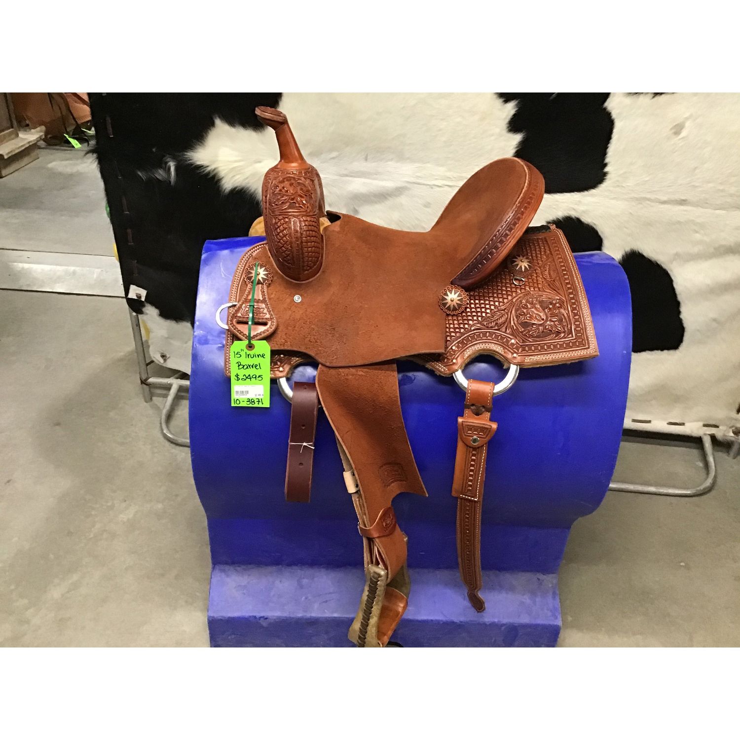 Irvine 15" Barrel Saddle - 10-3871