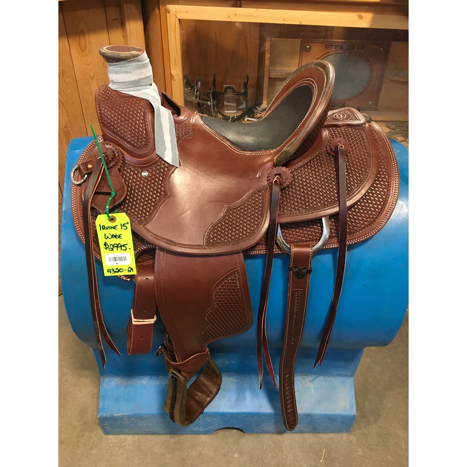 Irvine 14.5" Wade Saddle