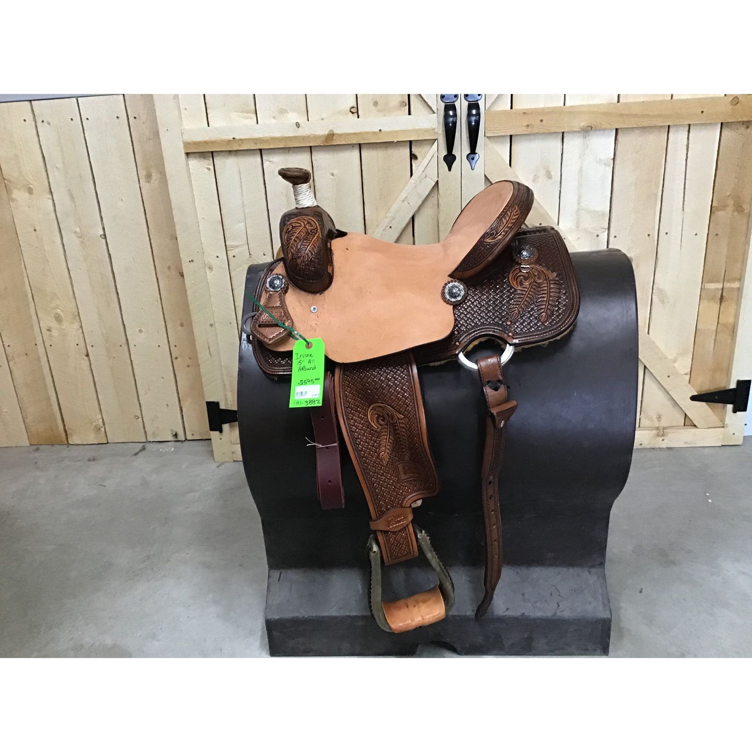 Irvine 15" All Around Saddle - AA1-3882